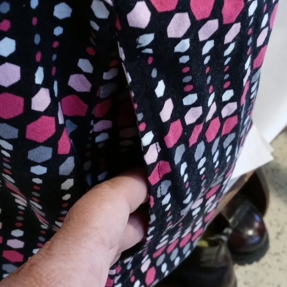 Willowbrook scrub top 2XL - Picture 2 of 6